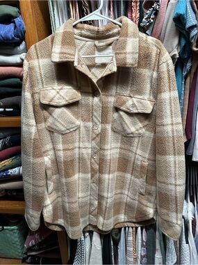 Thread & Supply Beige Plaid Fleece Shacket